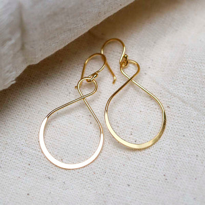 ML866B_18k Gold Plated Brass Wire Teardrop Dangly Earrings_3