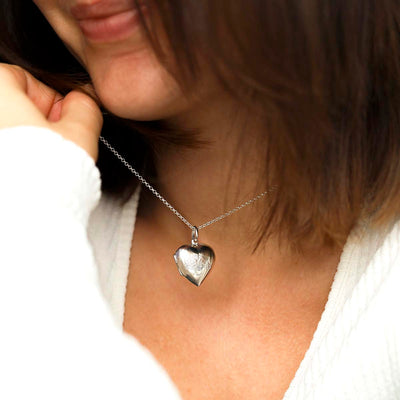MR1101M_Sterling Silver Medium Tree Heart Locket_model 2
