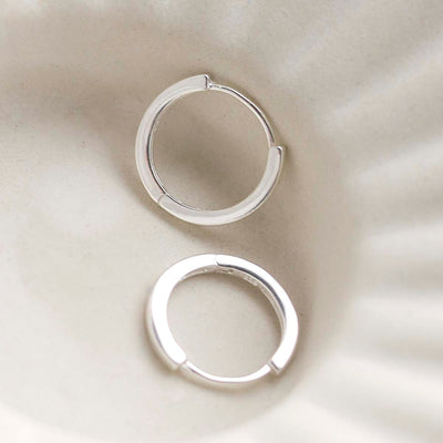 ML999_Sterling Silver Flat Huggies_7