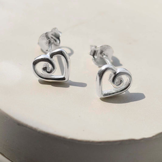 MD260E_Sterling Silver Delicate Spiral Heart Earrings_new 2