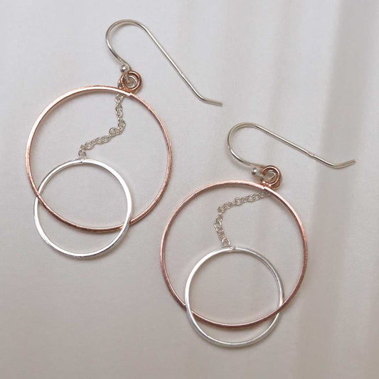 MD326_Sterling Silver Rose Gold Circles Dangly Earrings_new 6