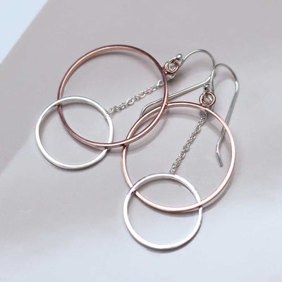 MD326_Sterling Silver Rose Gold Circles Dangly Earrings_new 1