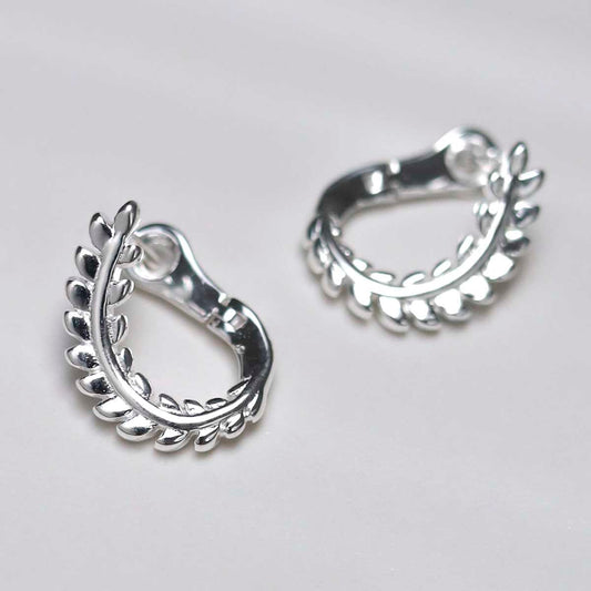 ML966_Sterling Silver Laurel Hoops_1