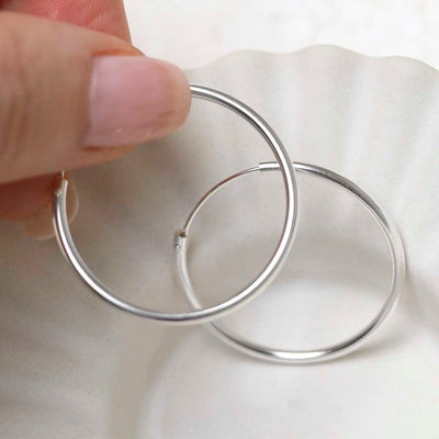 ME448_Sterling Silver 30mm Hoops_7