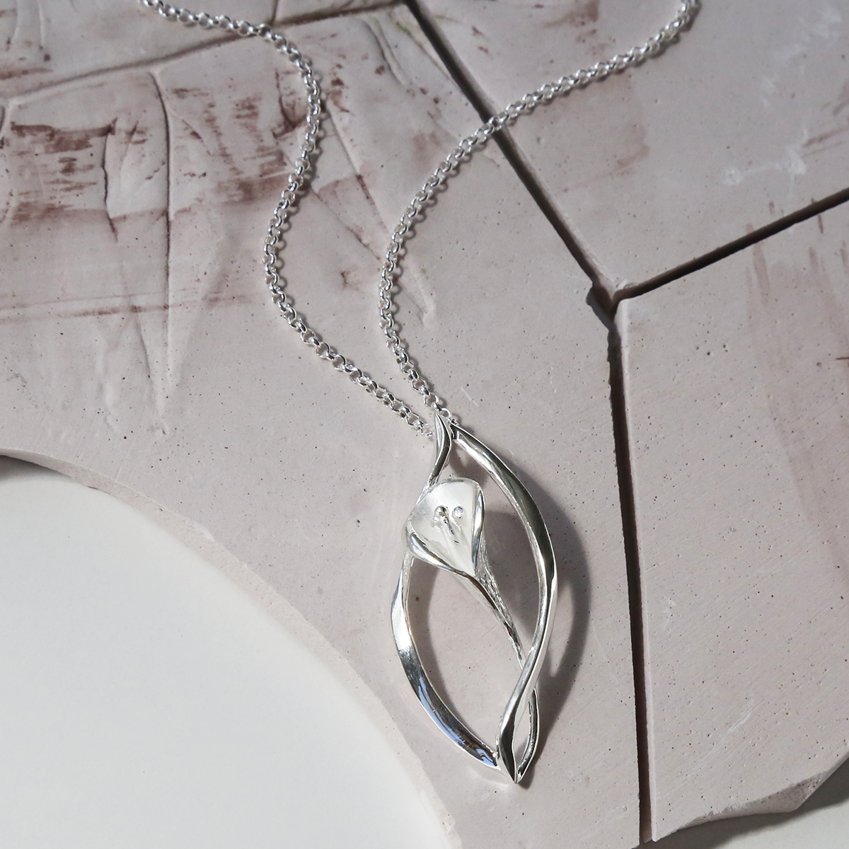 Sterling Silver Calla Lily Ellipse Necklace