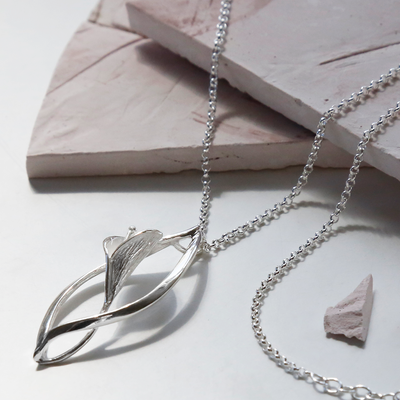 MB205 3 calla Lily elipse