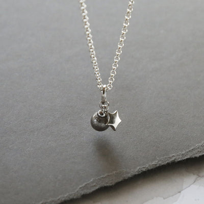 MH685 STAR AND SPHERE NECKLACE