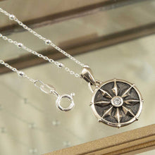 MZA046 STERLING SILVER ROMAN WHEEL NECKLACE 1 1110X1110