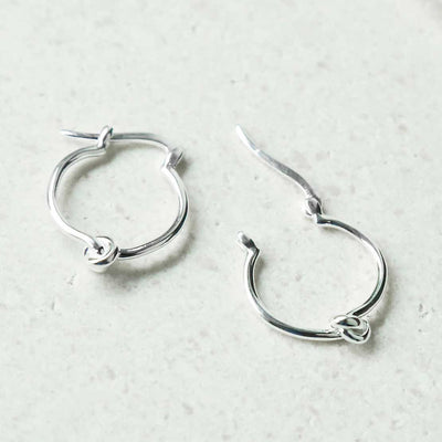 MS1214S STERLING SILVER KNOT HOOPS 1110X1110