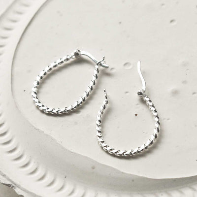 MS1210 STERLING SILVER POLISHED ROPE HOOPS 1110X1110