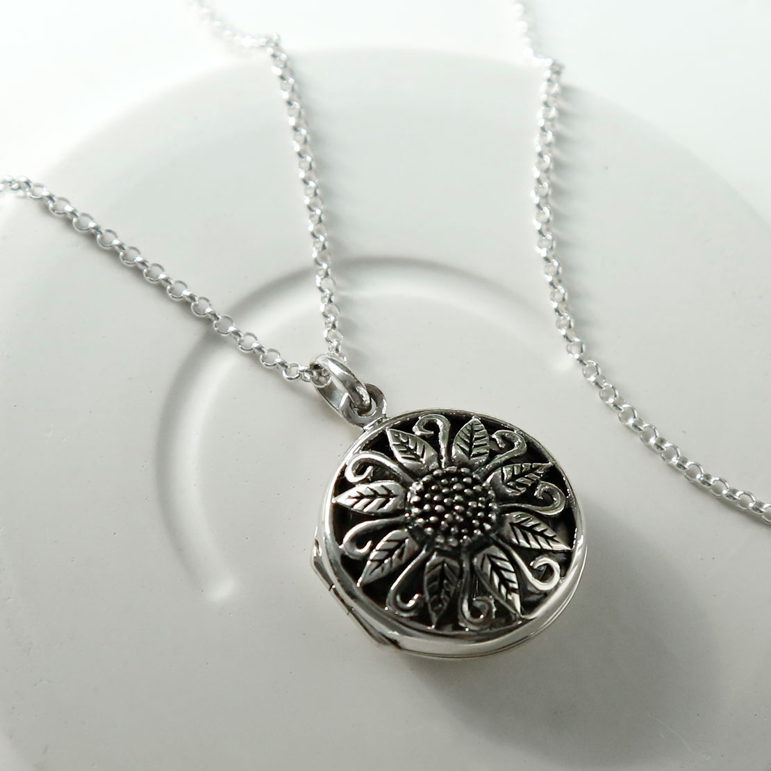 Sterling Silver Vintage Sunflower Locket