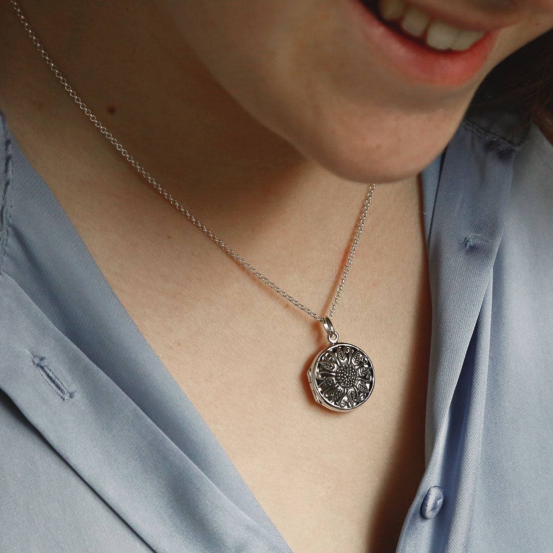 Sterling Silver Vintage Sunflower Locket