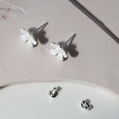 MB207E 3 WILD FLOWER STUD