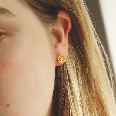 MS1217G GOLD PLATED STERLING SILVER DAINTY DAISY STUDS 1110X1110 5