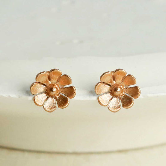 MS1217RG ROSE GOLD PLATED STERLING SILVER DAINTY DAISY STUDS 1110X1110 1