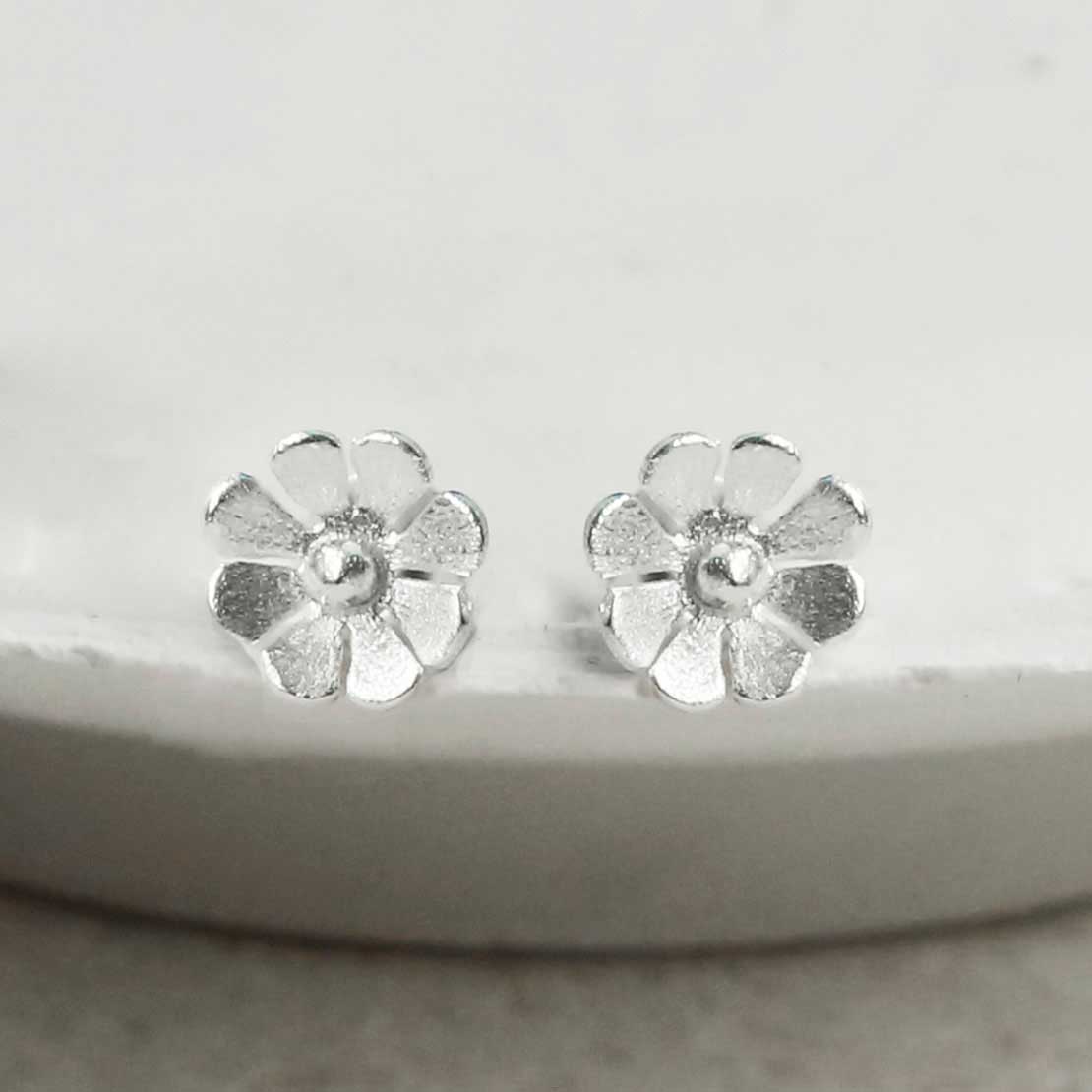 Sterling Silver Dainty Daisy Studs