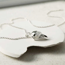 MZB107 STERLING SILVER RAVEN SKULL PENDANT NECKLACE 1110X1110