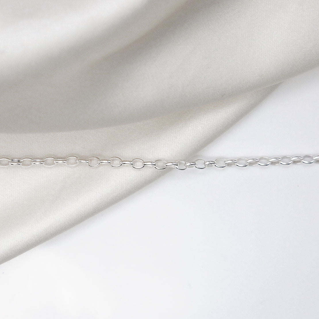 Sterling Silver Oval Belcher Chain Necklace (16-30")