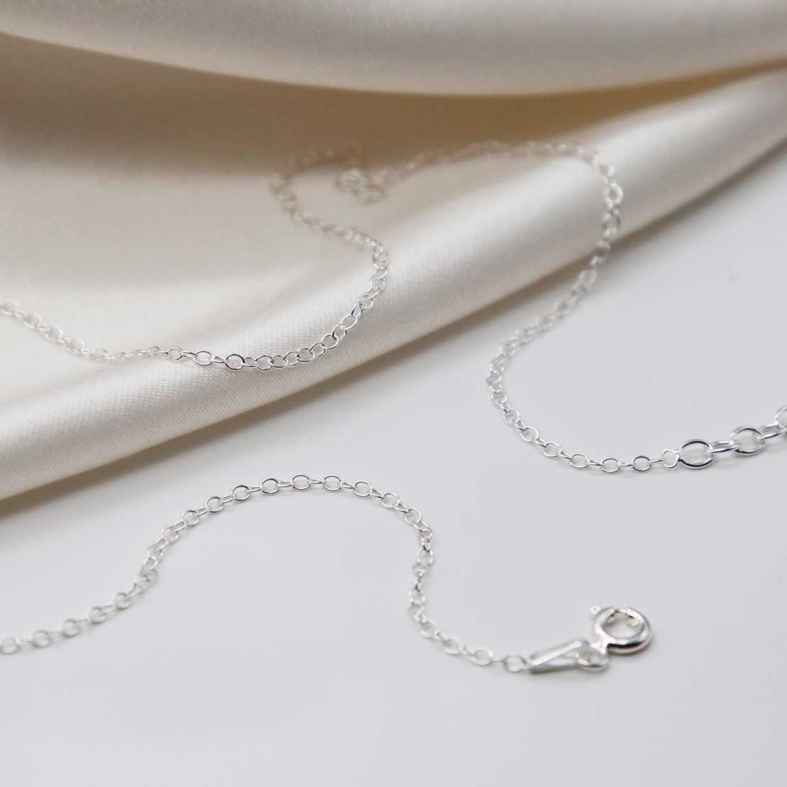 Sterling Silver Trace Chain Necklace (16-18")
