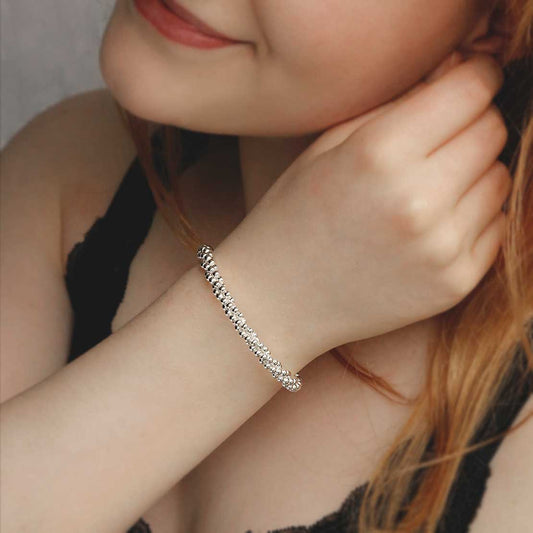 MD291 STERLING SILVER BOBA TWIST BANGLE MODEL SHOT 1