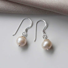 MK803E STERLING SILVER ROUND PEARL DANGLY EARRINGS 4 1110X1110