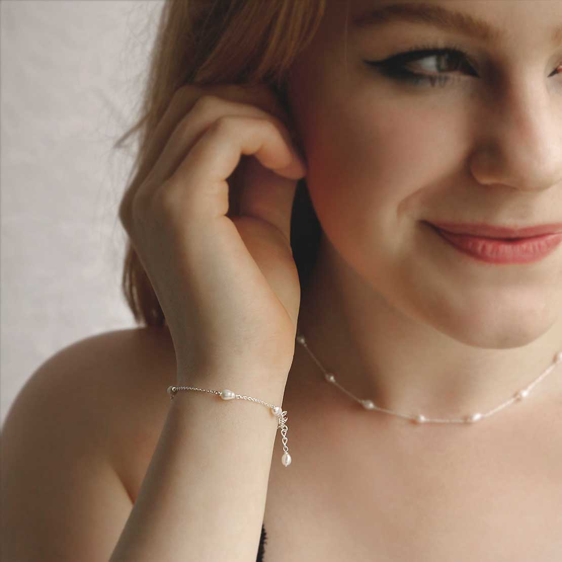 Sterling Silver Dew Drop Pearl Bracelet