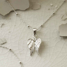 ME513P STERLING SILVER CHERUB WINGS NECKLACE 1