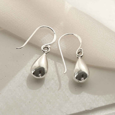 ME514 STERLING SILVER TEARDROP DANGLY EARRINGS 1