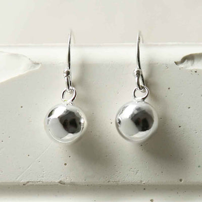 ME516 STERLING SILVER BALL DANGLY EARRINGS 1