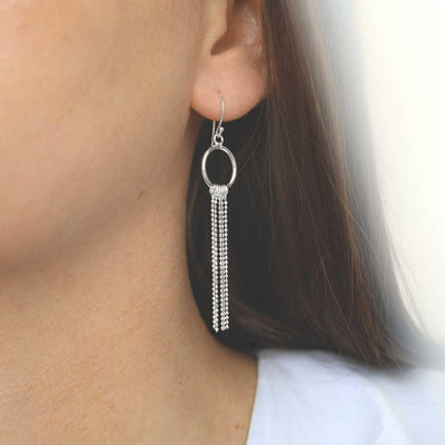 ME524 STERLING SILVER TASSEL DANGLY EARRINGS MODEL