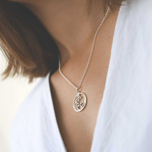ML954P STERLING SILVER WILD WAVES NECKLACE MODEL