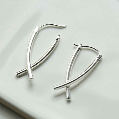 ML965 STERLING SILVER CROSSOVER HOOPS 2