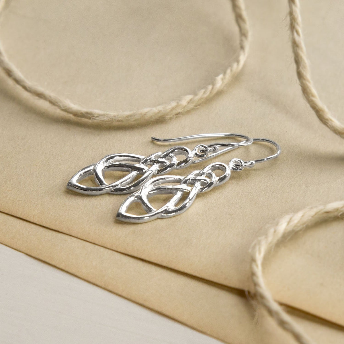 Sterling Silver Dangly Celtic Oval Knot Earrings