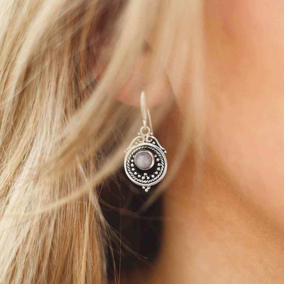 MZB114E MS STERLING SILVER MOONSTONE VICTORIAN DANGLY EARRINGS MODEL
