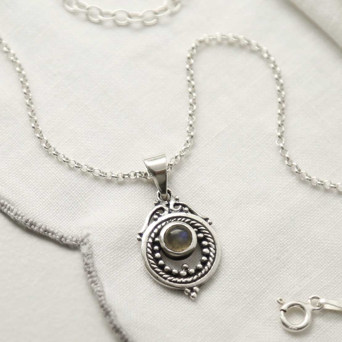 Sterling Silver Labradorite Victorian Necklace