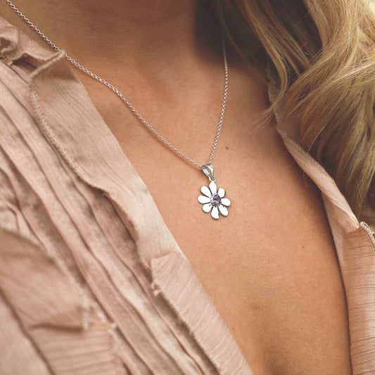 MZB115P AM STERLING SILVER AMETHYST DAISY NECKLACE MODEL