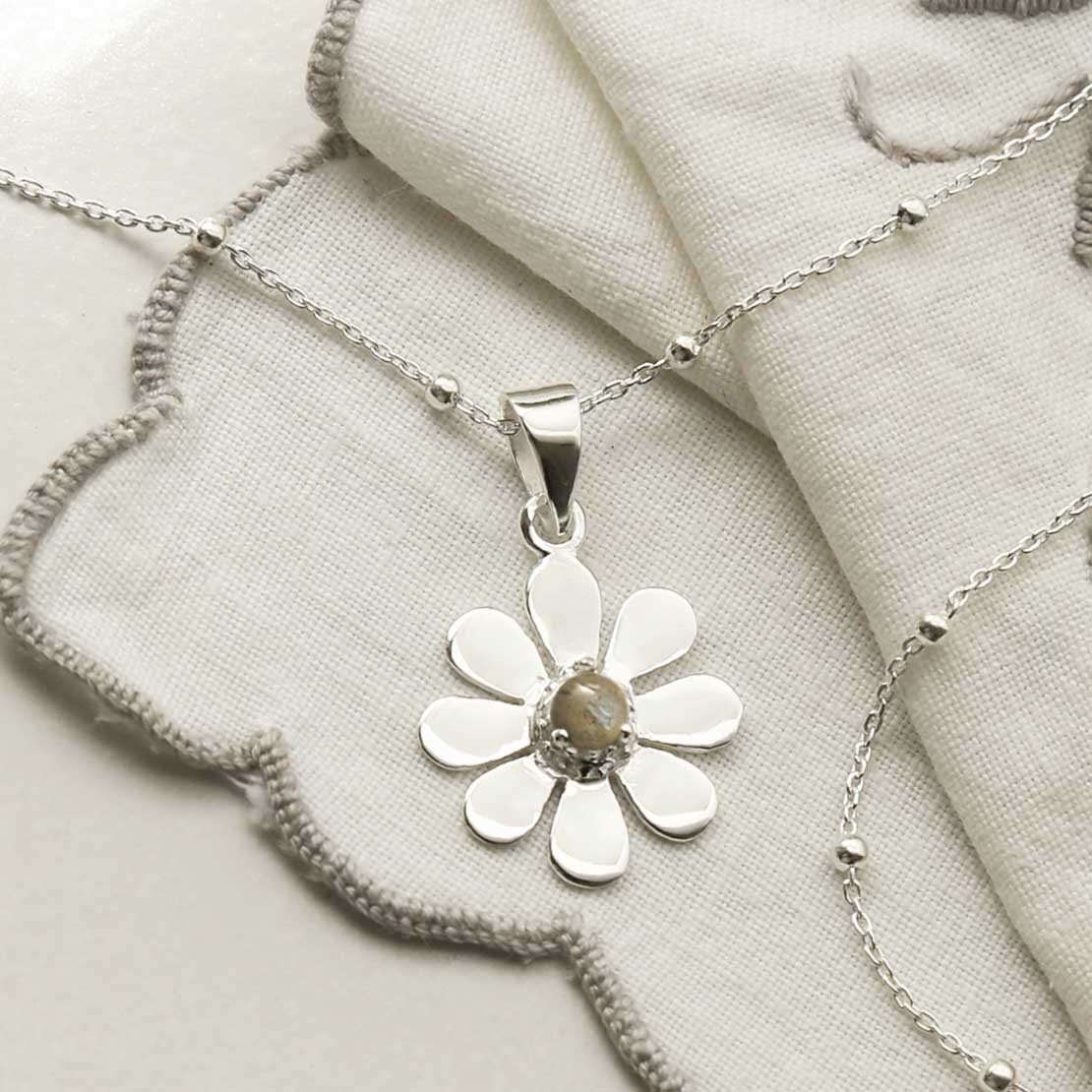 Sterling Silver Labradorite Daisy Necklace