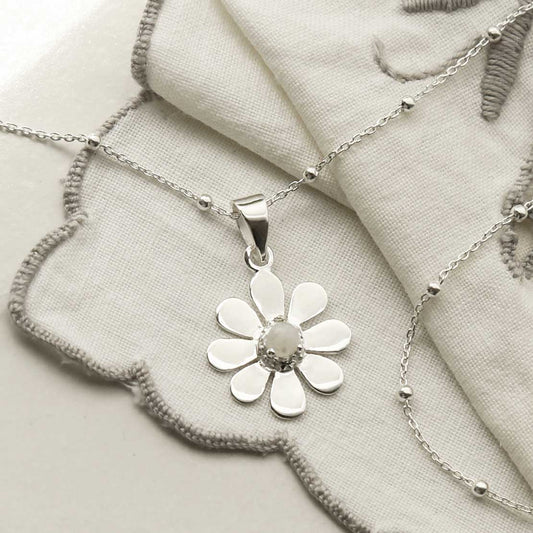 MZB115P MS STERLING SILVER MOONSTONE DAISY NECKLACE 1