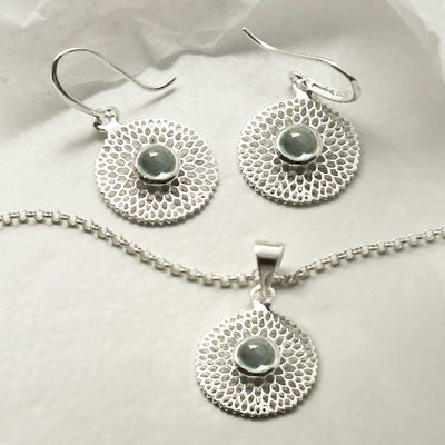 MZB117 BT STERLING SILVER CHRYSANTHEMUM BLUE TOPAZ SET