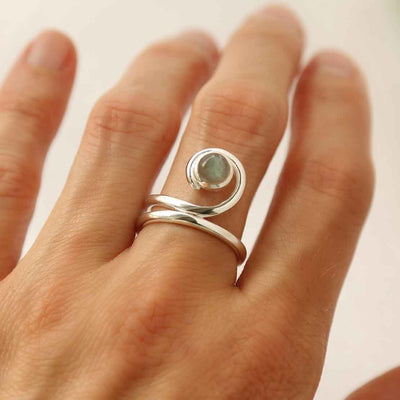 MZB124 LB STERLING SILVER LABRADORITE VINE RING MODEL