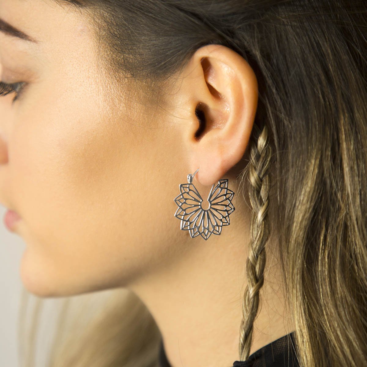 Sterling Silver Geometric Flower Hoops