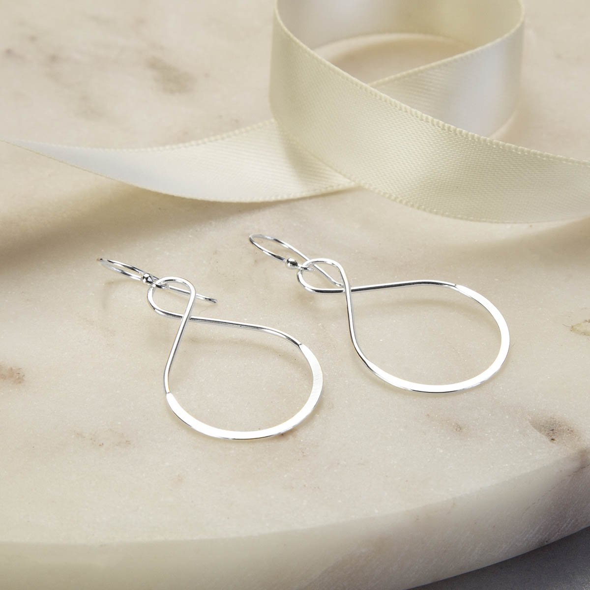 Sterling Silver Wire Teardrop Dangly Earrings