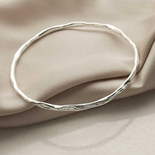 MB215 STERLING SILVER RIPPLE BANGLE 5