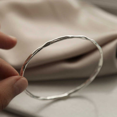 MB215 STERLING SILVER RIPPLE BANGLE 2