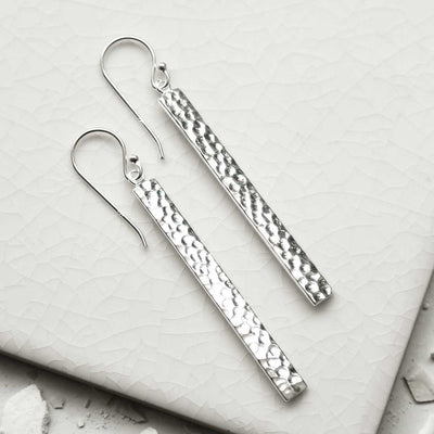 MS1229S STERLING SILVER HAMMERED BAR EARRINGS 1