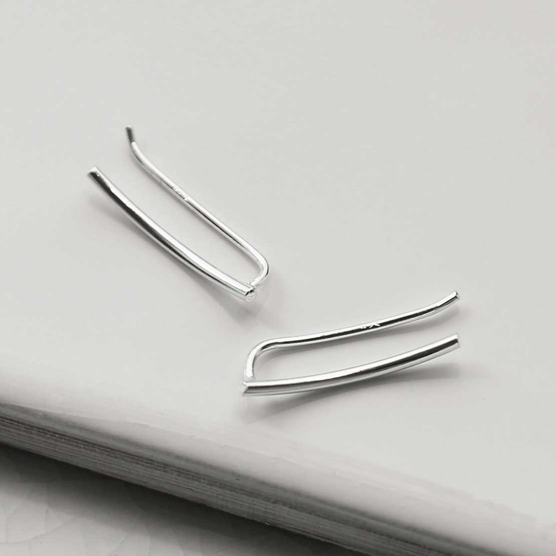 Sterling Silver Tiny Curve Threader Earrings