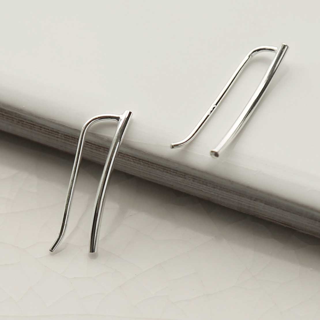 Sterling Silver Tiny Curve Threader Earrings