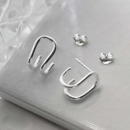 MD367 STERLING SILVER SADDLE STUDS 2