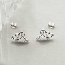 MD369 STERLING SILVER FLEUR DE LIS STUDS 4