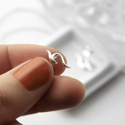 MD373 STERLING SILVER WAVE STUDS 1